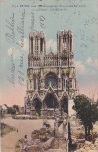 France Reims La Cathedrale dans les ruines apres la Retraite des Allemands 1923