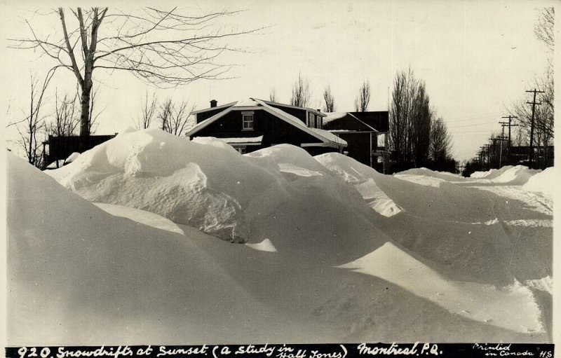 canada, MONTREAL P.Q., Snowdrifts at Sunset, Unknown Street 1930s RPPC Postcard