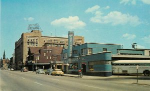 Indiana Fort Wayne Jefferson Street 1950s Greyhound Bus Depot Postcard 22-10806