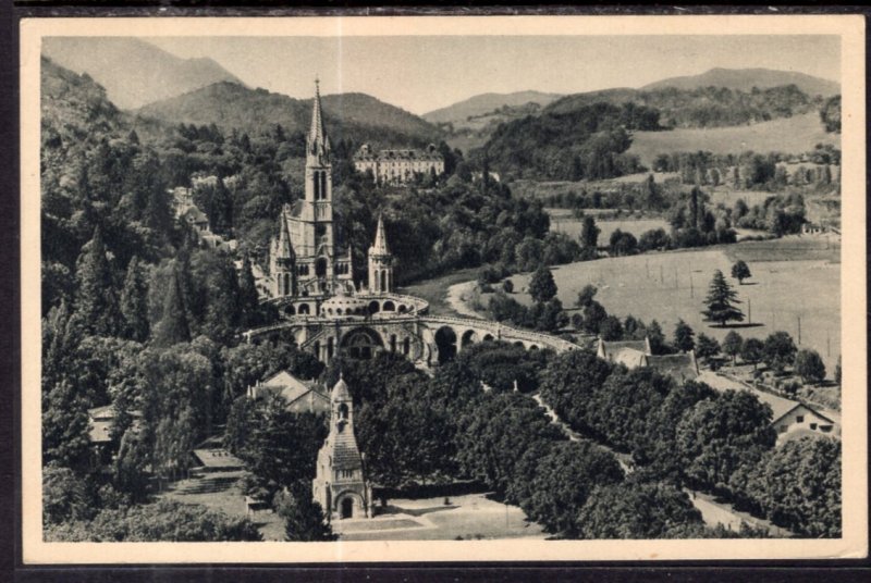 La Basilique vue de Chateau-Fort,Lourdes,France BIN