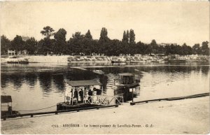 CPA Asnieres Le bataeu passeur de Levallois Perret (1313611)