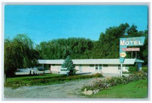 c1950's Knapp Motel & Restaurant Cottages Dirt Road Meridian Idaho ID Postcard