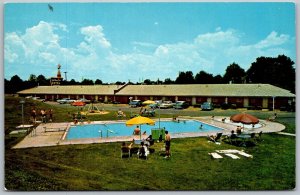 Memphis Tennessee 1950s Postcard Holiday Inn South Swimming Pool