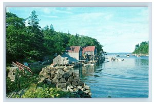 Vintage New Harbor, Maine. Postcard F143E