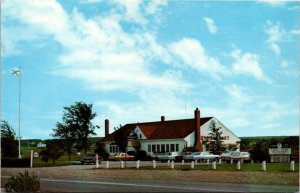 VINTAGE POSTCARD THE PALLISER RESTAURANT AND GIFT SHOP NEAR TRORO NOVA SCOTIA