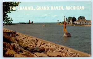 GRAND HAVEN, MI Michigan ~ SAILBOAT in CHANNEL ~ Ottawa County c1950s Postcard