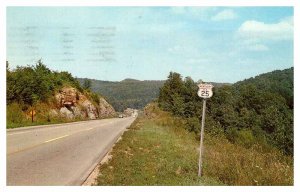 Postcard HIGHWAY SCENE Cumberland Mountain Kentucky KY AU6796