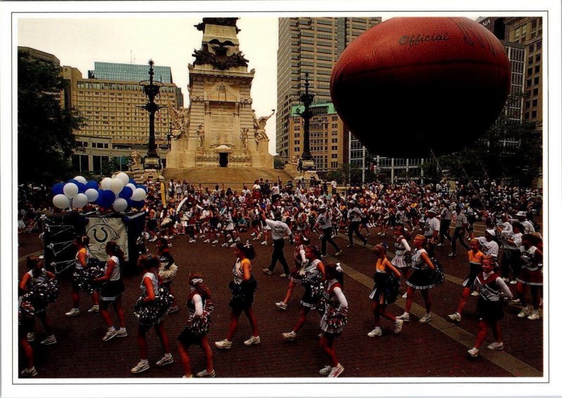 Indianapolis, IN Indiana COLTS PARADE Cheerleaders~Football Balloon 4X6 Postcard