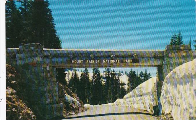 Washington Mount Rainier National Park Sign Summit-Chinook Pass