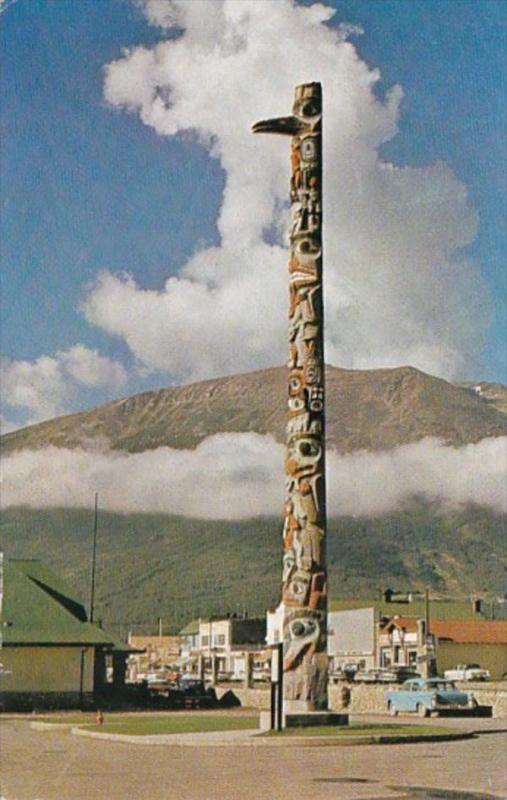 Canada Jasper Indian Totem Pole Near The Canadian National Depot