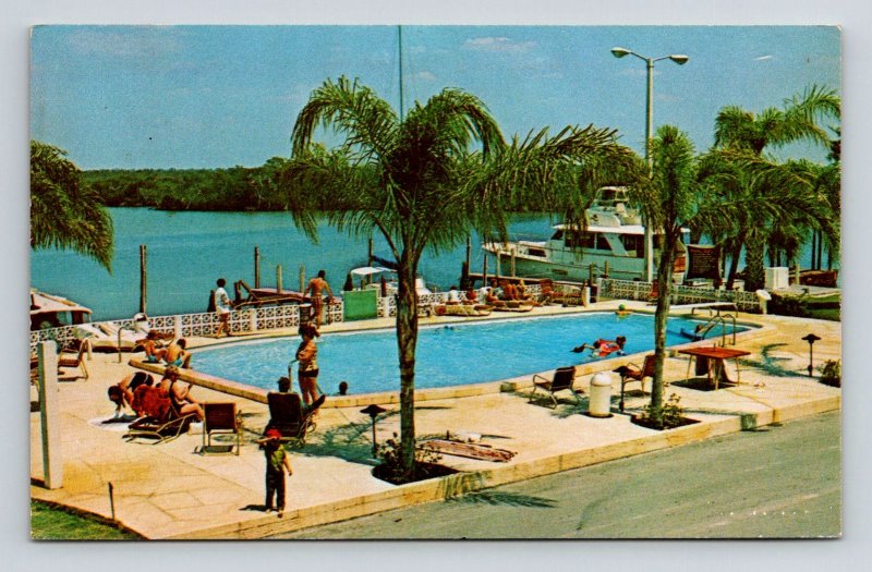 Quality Motel Bahia Beach Ruskin Florida Birds Eye View Palms Pool VNG Postcard