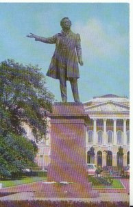 Russia Postcard - Leningrad - Monument to the Poet Pushkin 1957 - Ref TZ4803