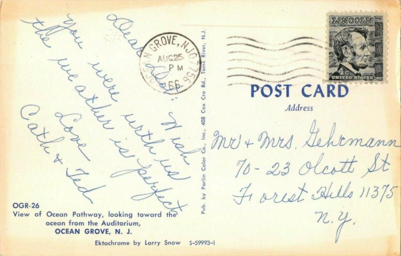 OCEAN GROVE NJ-VIEW OF OCEAN PATHWAY FROM AUDITORIUM~1966 POSTMARK POSTCARD