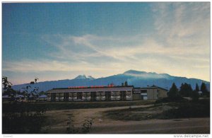 Exterior,  Columbia Motor Inn,  Revelstoke,  B.C.,   Canada,  40-60s