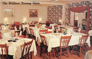 Willows Dining Room 5 miles east of Lancaster - Lancaster, Pennsylvania PA Po...