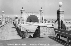 RPPC BEACH BAND SHELL DAYTONA BEACH FLORIDA REAL PHOTO POSTCARD (c. 1940s) !!