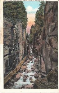 US    PC2212  THE FLUME, FRANCONIA NOTCH, WHITE MOUNTAINS, NH