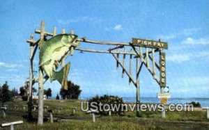 Fish Fry Lodge - Lake Superior, Minnesota MN Postcard