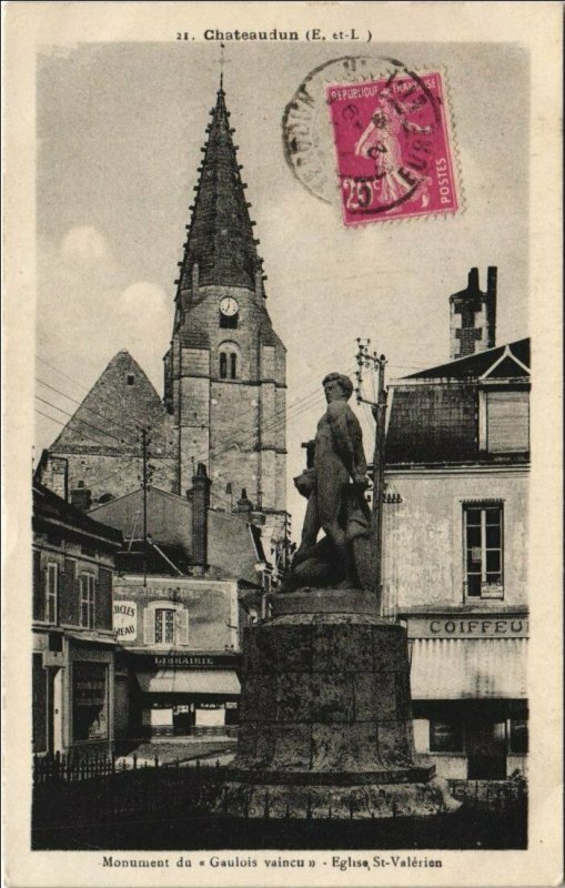 CPA CHATEAUDUN Monument du Gaulois Vaincu - Eglise St-Valerien (1201688)