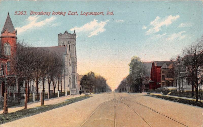 LOGANSPORT INDIANA BROADWAY LOOKING EAST POSTCARD 1909