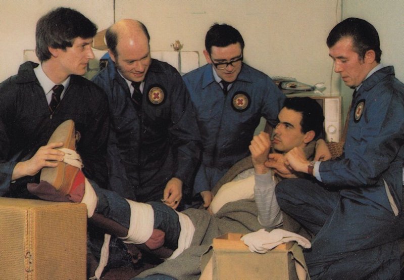 Glasgow Head Post Office First Aid 1980s Team RPC Postcard