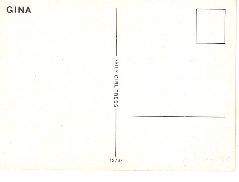 Risque lady Gina   Modern Spanish postcard