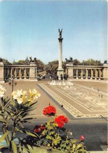 B28347 Budapest Heroe`s Square with the Millennium Monument   hungary