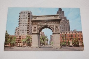 The Victory Arch Washington Square New York Postcard Manhattan Post Card Pub. Co