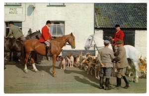 Hunting Horse and Dogs, Free House, England