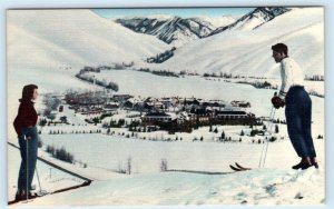 SUN VALLEY, Idaho ID ~ Birdseye SKIERS Union Pacific Railroad 1940s Postcard