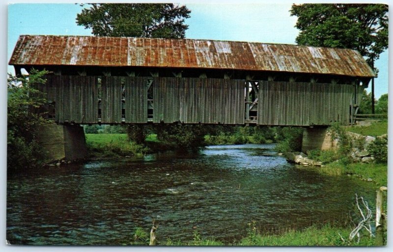 Postcard - Old Covered Bridge Spanning the Black River, Coventry, Vermont, USA