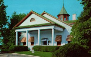 VINTAGE POSTCARD FARM OFFICE & STALLION BARN CALUMET FARM LEXINGTON KENTUCKY