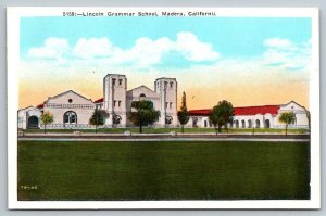 Vintage California Postcard - Lincoln Grammar School - Madera