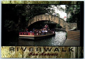 M-80517 Riverboat cruises Riverwalk San Antonio Texas