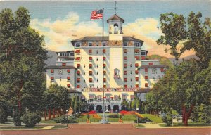 Colorado Springs Colorado 1946 Postcard Front Vista of the Broadmoor Hotel