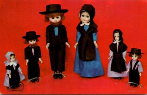 Amish Dolls In Typical Costumes