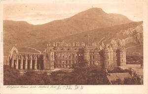 B89214 holyrood palace and arthurs seat edinburgh scotland