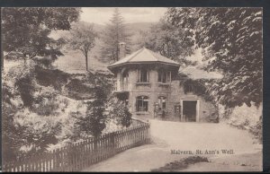 Worcestershire Postcard - Malvern, St Ann's Well    RS8742