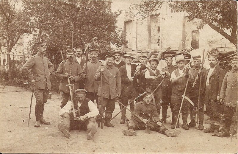 WWI German Soldiers w Farm Tools, Farming, Uniform, Feldpost 1916