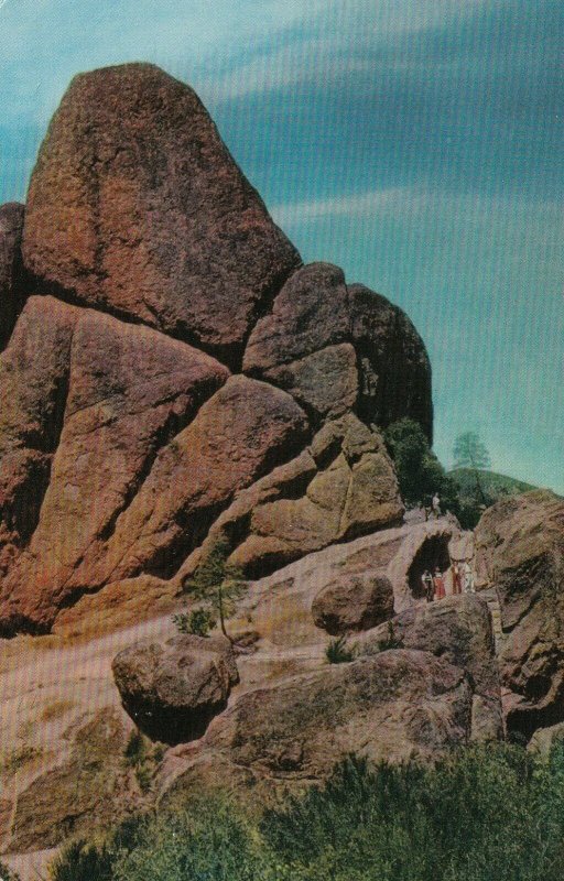 Vtg Postcard 1942 Union Oil 76 Natural Color Scenes  #160 PINNACLES MONUMENT