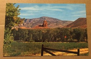 VINTAGE UNUSED POSTCARD - VIEW FR. HWY 16 ENTRANCE TO BIG HORN MTNS. WYOMING