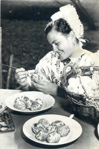 Ethnic type Postcard woman folk clothing Easter eggs art craft