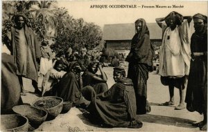 CPA AK Afrique Occidentale Femmes Maures au Marche SENEGAL (822005)