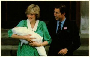 CPM AK Prince Charles, Princess Diana&Prince William BRITISH ROYALTY (836578)