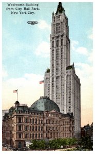 New York City Woolworth Building , Airplane