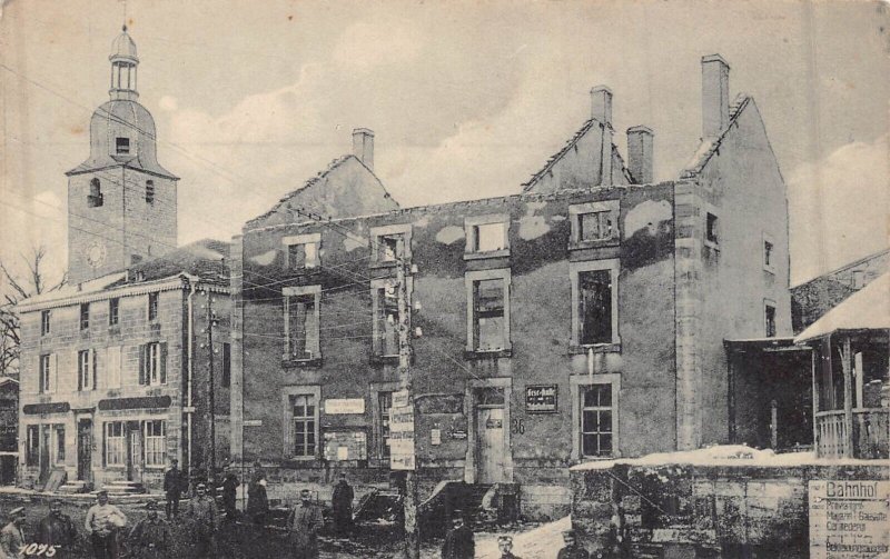 WORLD WAR 1 DAMAGE TO BUILDING-FEST HALL-SIGN TO BAHNHOF RAILROAD~PHOTO POSTCARD