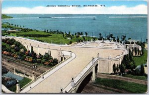 Milwaukee Wisconsin WI, Lincoln Memorial Bridge, Sea Ocean, Vintage Postcard