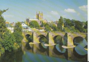 Herefordshire Postcard - The Cathedral and River Wye - Ref TZ5268