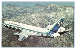 c1950's Air New Zealand s DC-10 Series 30 Jet Vintage Unposted Postcard