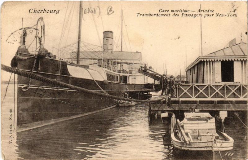 CPA Cherbourg - Gare Maritime - Ariadne - Transbordement des Passagers (632568)